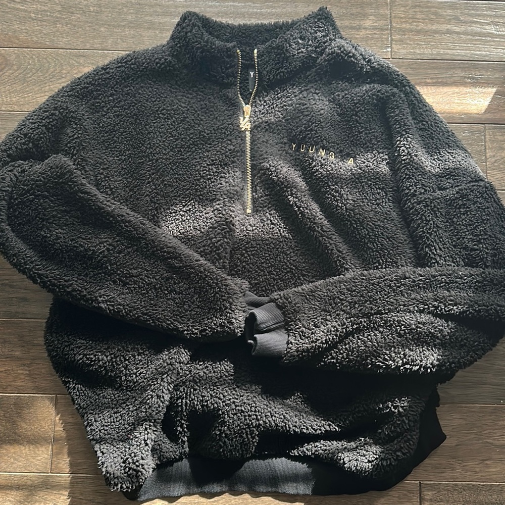 Young LA fleece